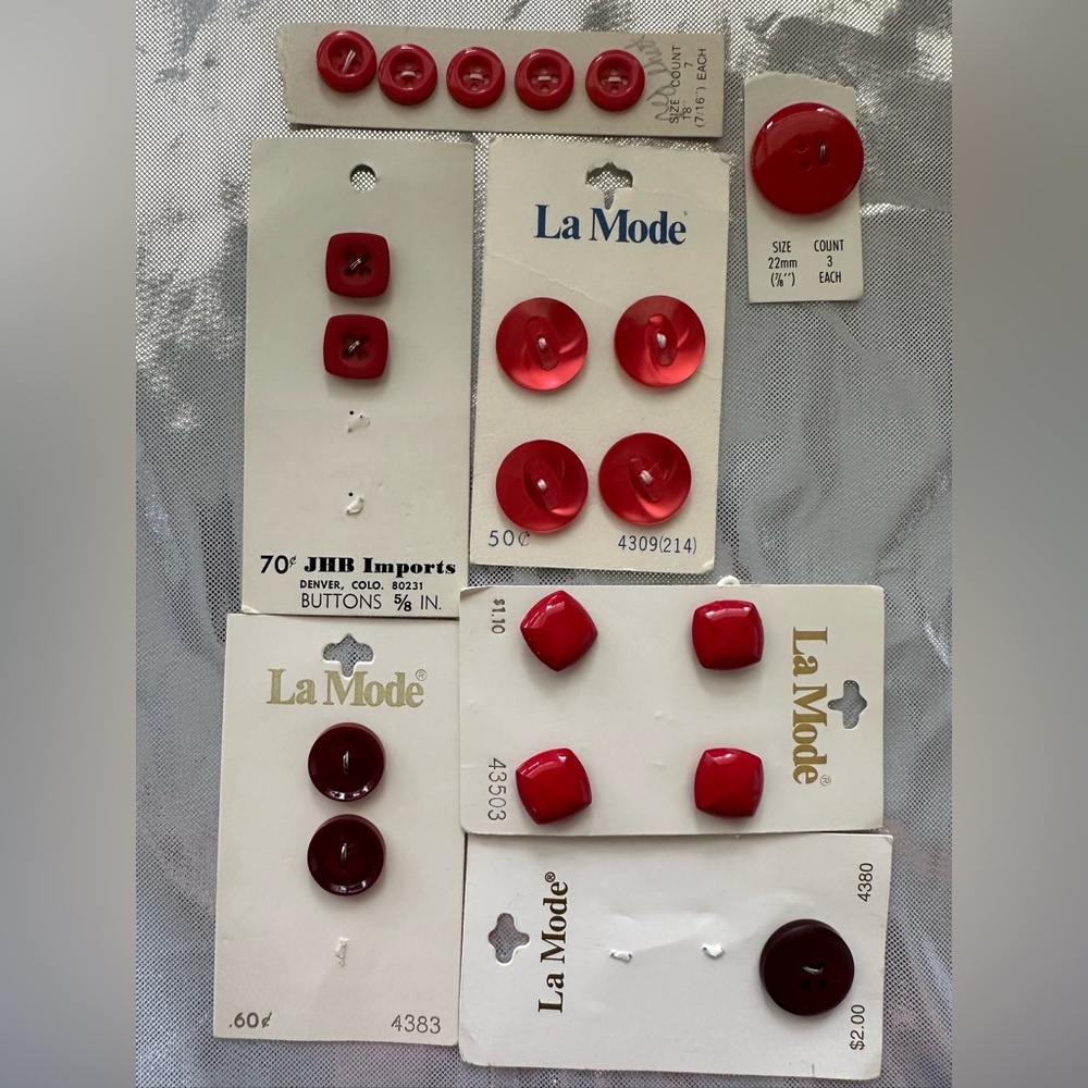 *3 for 1 offer ~Red Vintage Button Set on cards - Assorted Styles (19 buttons)